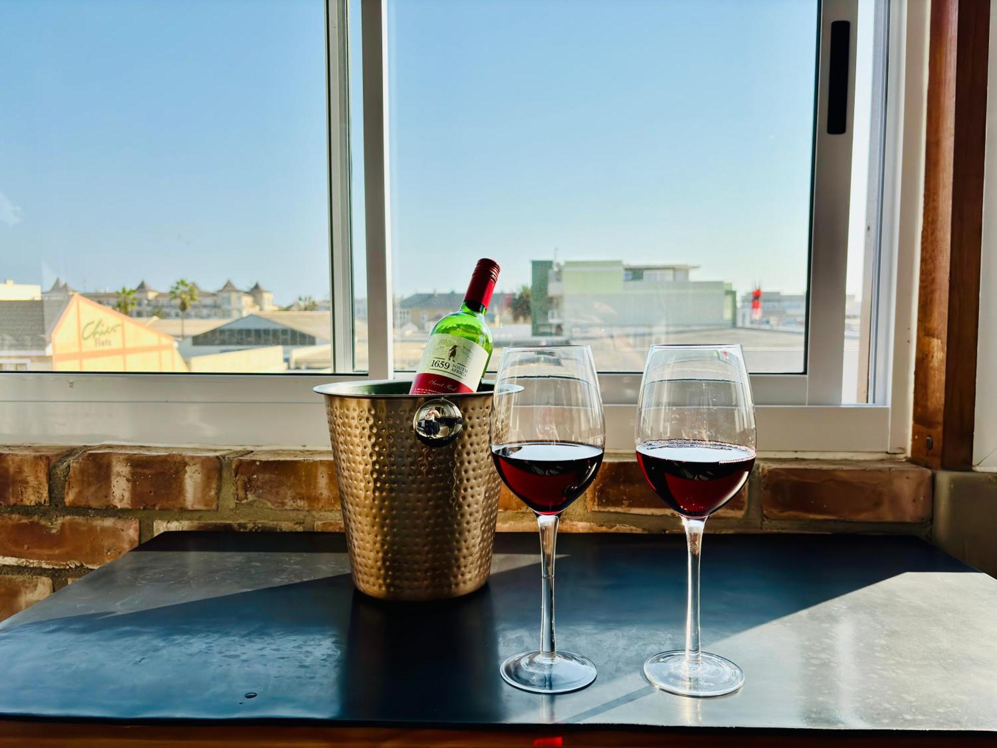 Bright & Stylish Self Catering Swakopmund Cbd Lejlighed Eksteriør billede