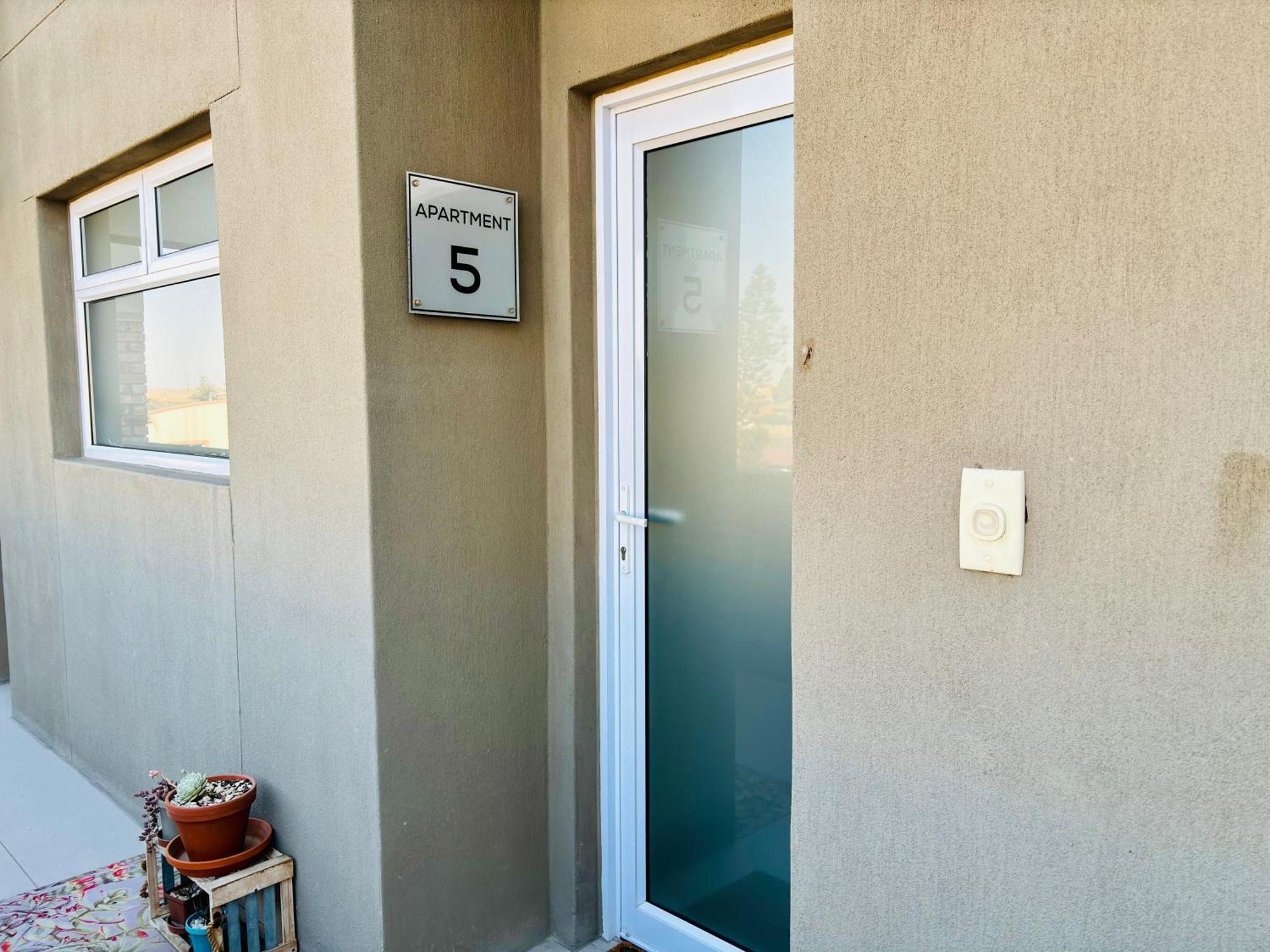 Bright & Stylish Self Catering Swakopmund Cbd Lejlighed Eksteriør billede